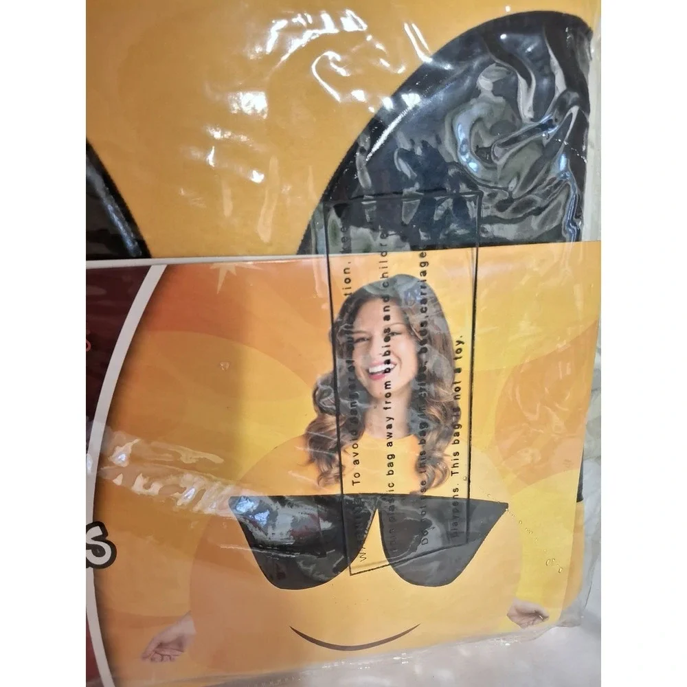 New Spirit Halloween Smiley Sunglasses Face Emoji Costume Kids One Size NIB